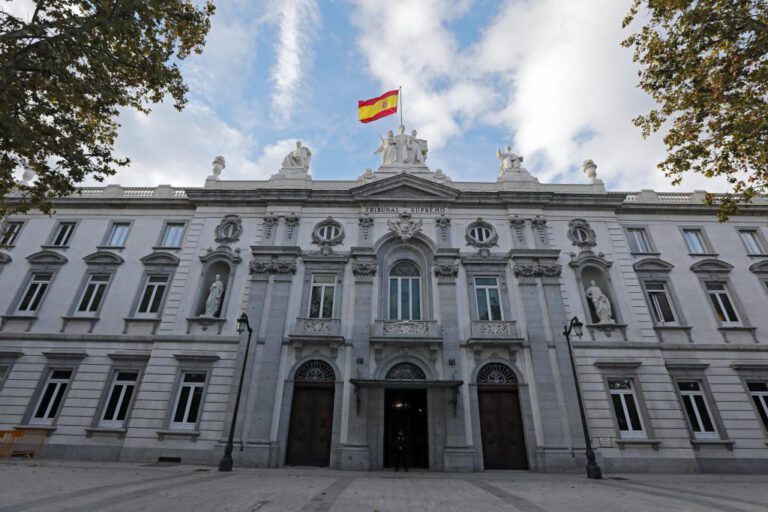 diputada del Parlamento de Cataluña