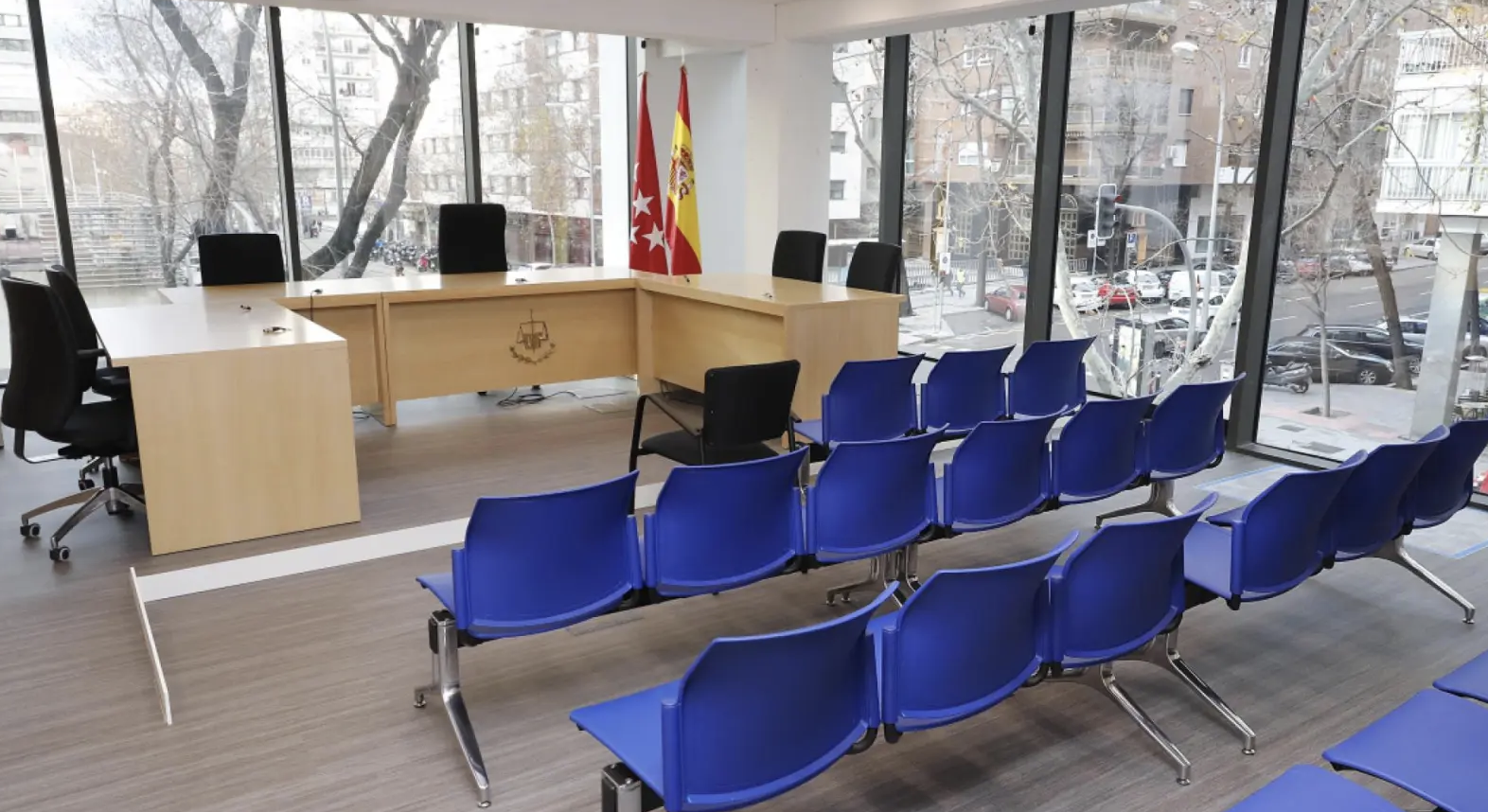 abogado que no pudo presentarse a un juicio por encontrarse indispuesto